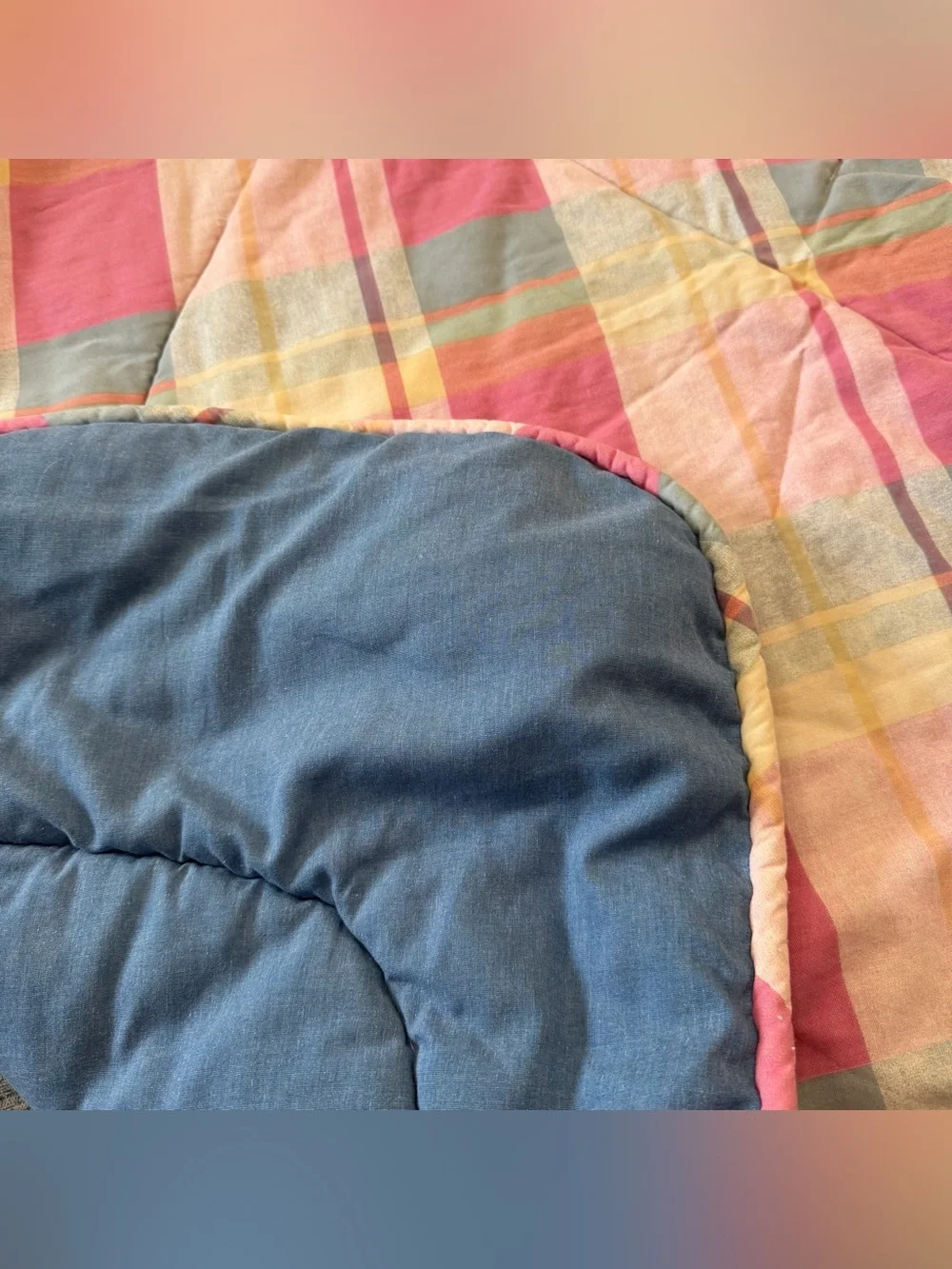 Vintage Y2K Pastel Plaid Quilted Blanket / Comforter Bedspread (84